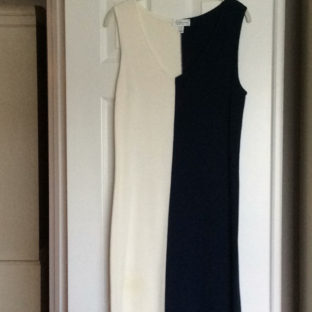 St John color blocked navy/white sleeveless dress